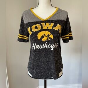 Colosseum Iowa Hawkeye top in a size small